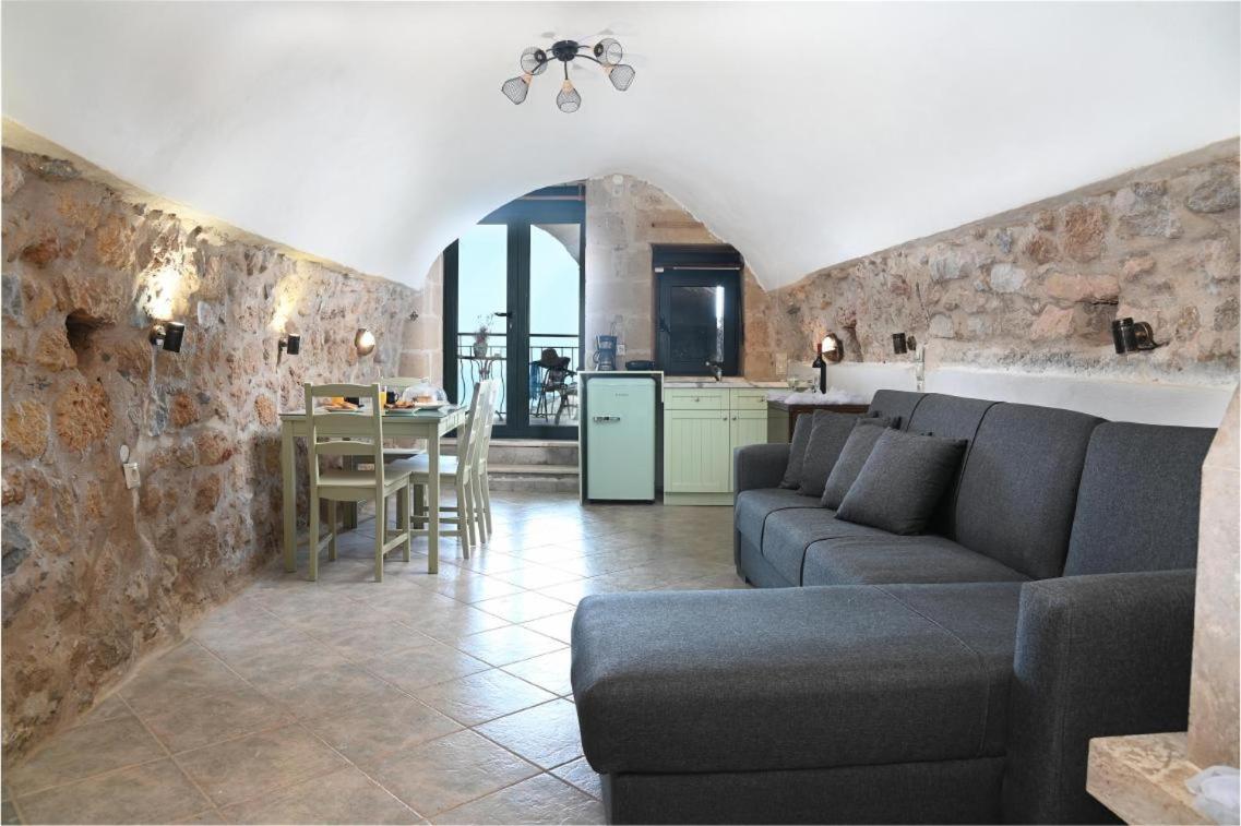 Olga's House Apartment *